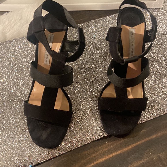 Diane von Furstenberg Women's Black Suede Cage Sandals 10M - Picture 7 of 17